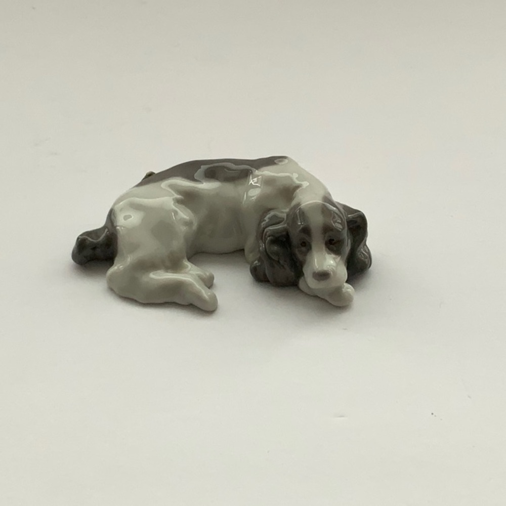 Lladro figurine Dog